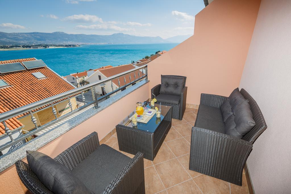 Apartments Viljac Trogir Quarto foto