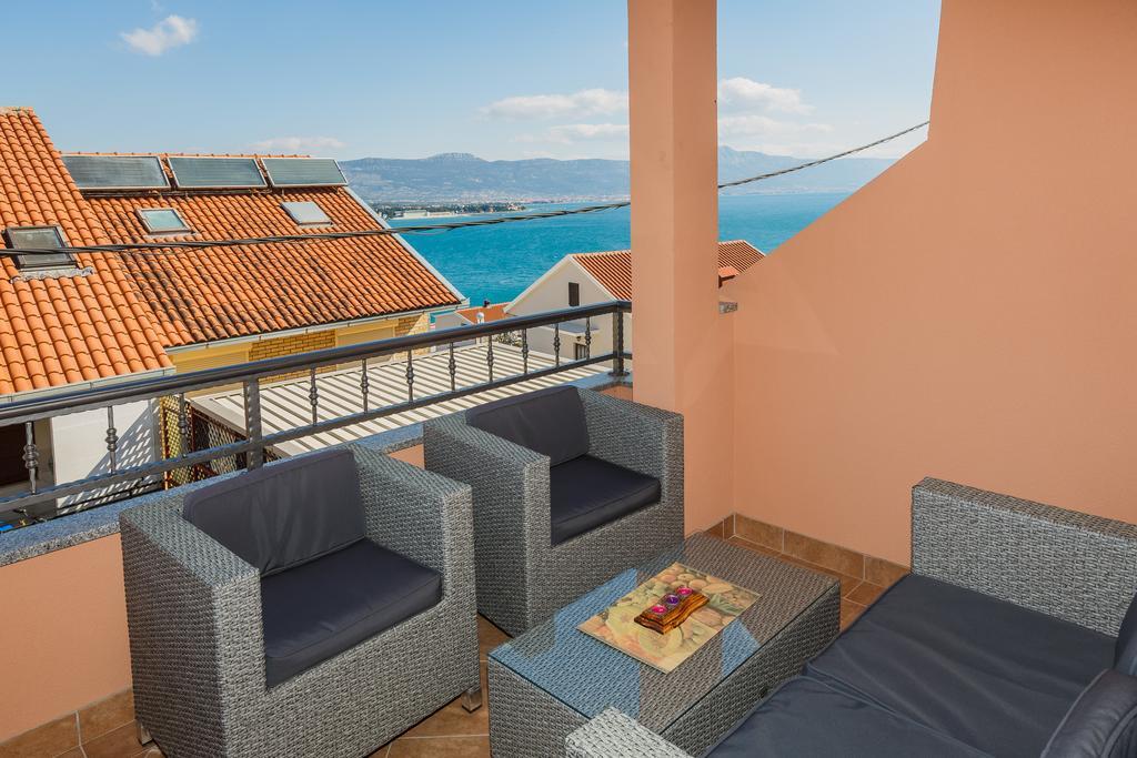 Apartments Viljac Trogir Quarto foto