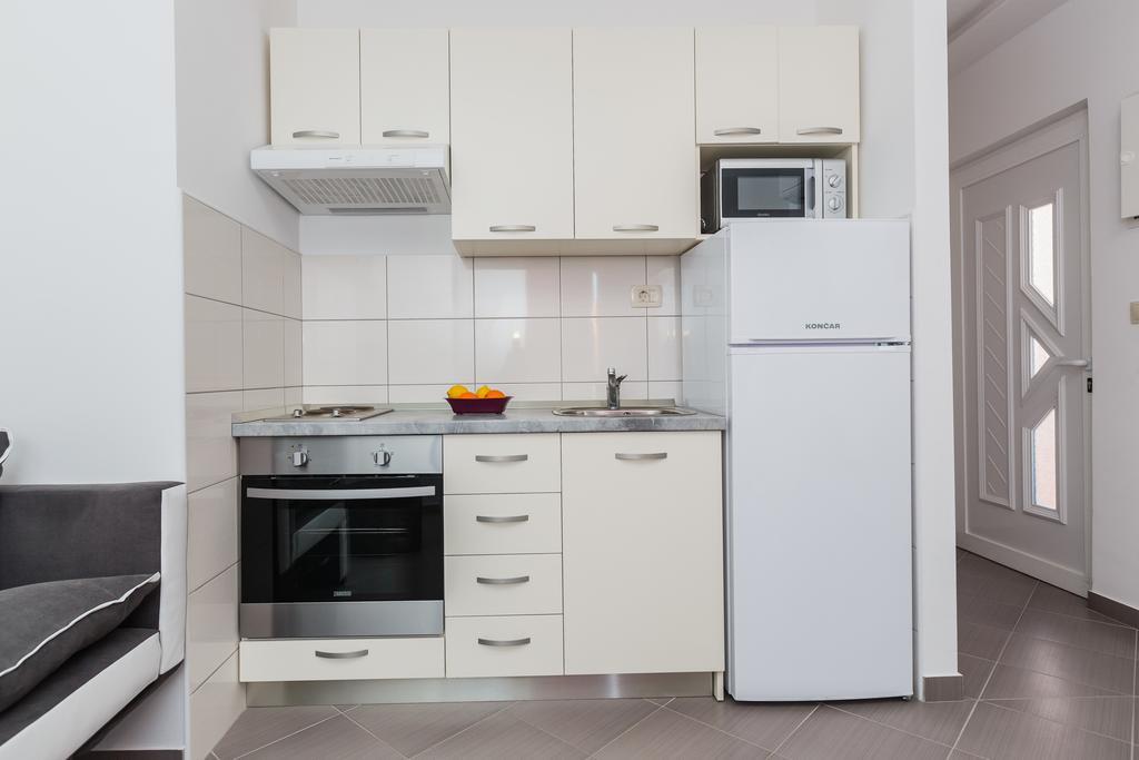 Apartments Viljac Trogir Quarto foto
