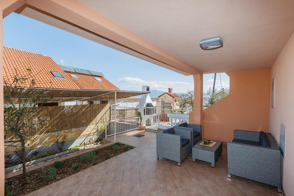 Apartments Viljac Trogir Quarto foto
